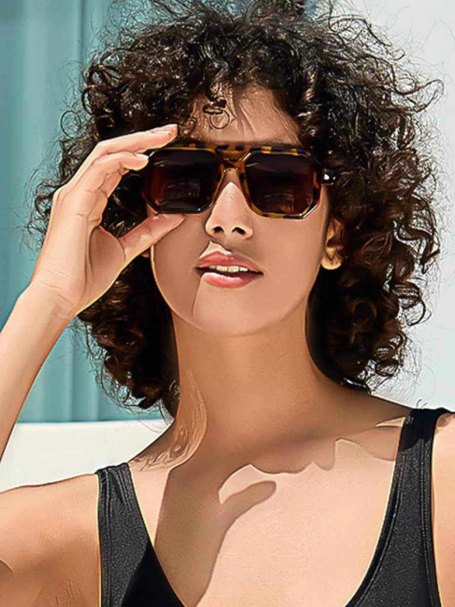 BUTABY Retro 70s Square Aviator Sunglasses for Women & Men, Vintage UV400 Protection Plastic Frame Trendy Sun Glasses
