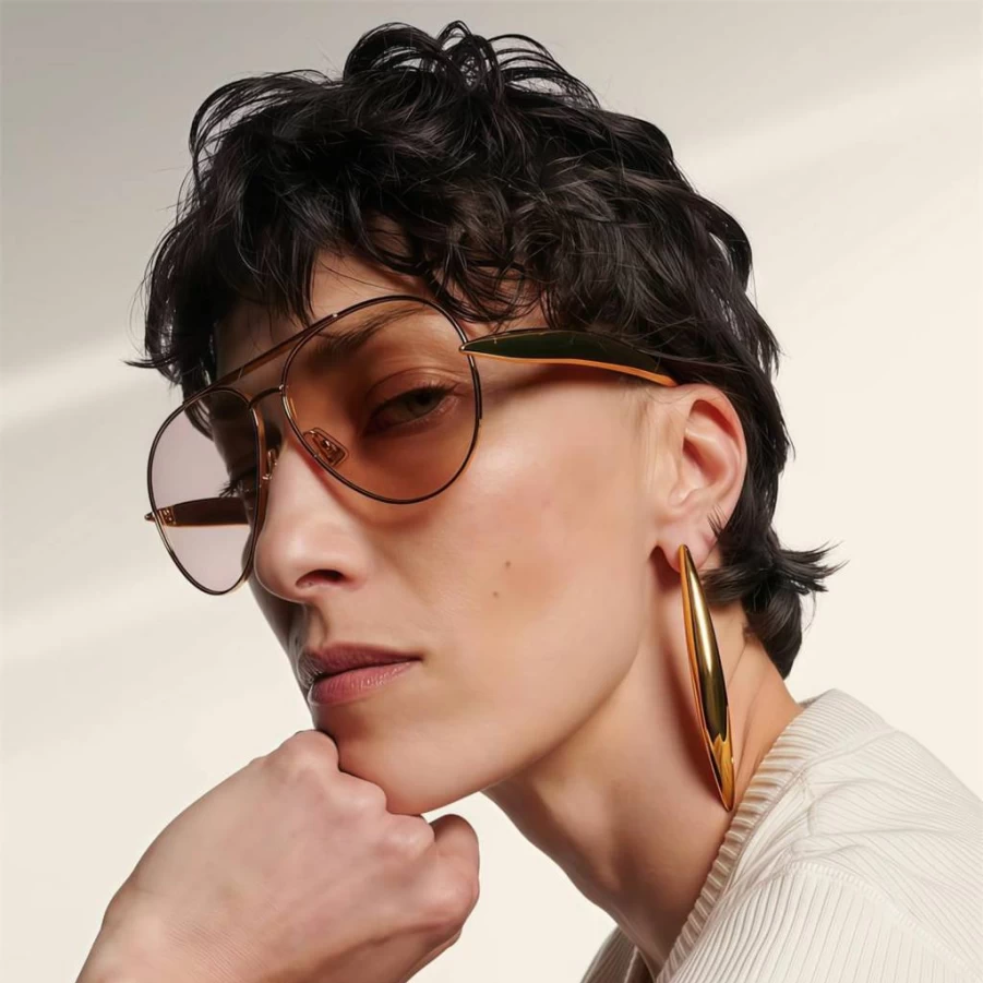 GUVIVI Retro Gold Aviator Sunglasses for Women & Men – 2025 Oversized 70s Style Metal Frame Vintage Pilot Sun Glasses