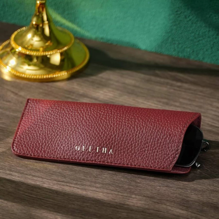 OLETHA Soft Aesthetic Glasses Case - Slip-In Design, Sleek & Protective Eyewear Holder